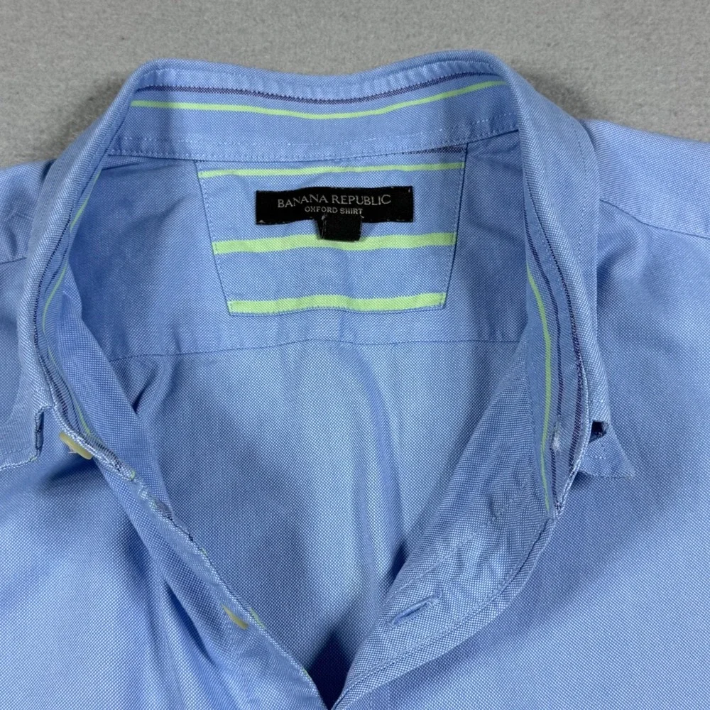 Banana Republic Mens Short Sleeve Oxford Shirt Light Blue Button Down Pockets